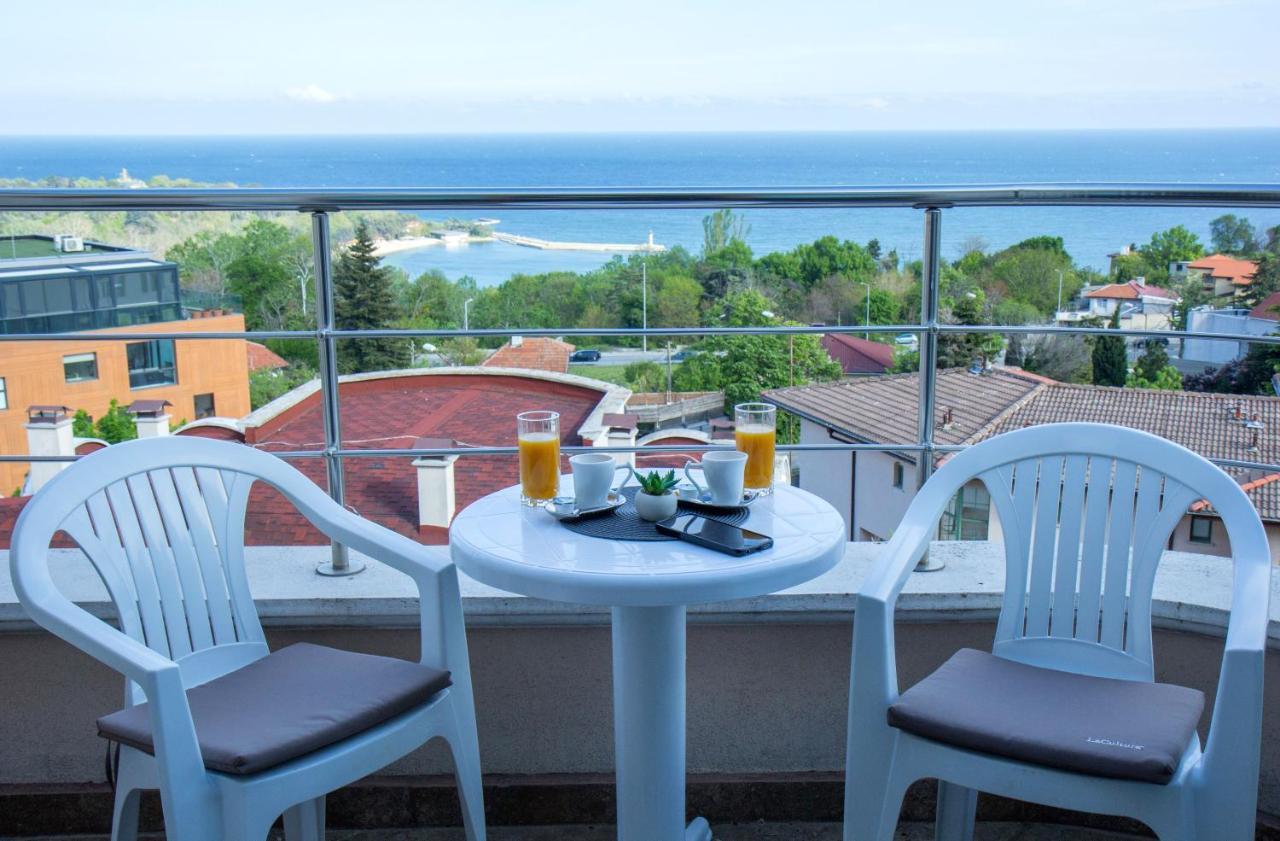 Black Sea Narcissus - Quiet Studio With Amazing Sea View Varna Eksteriør billede
