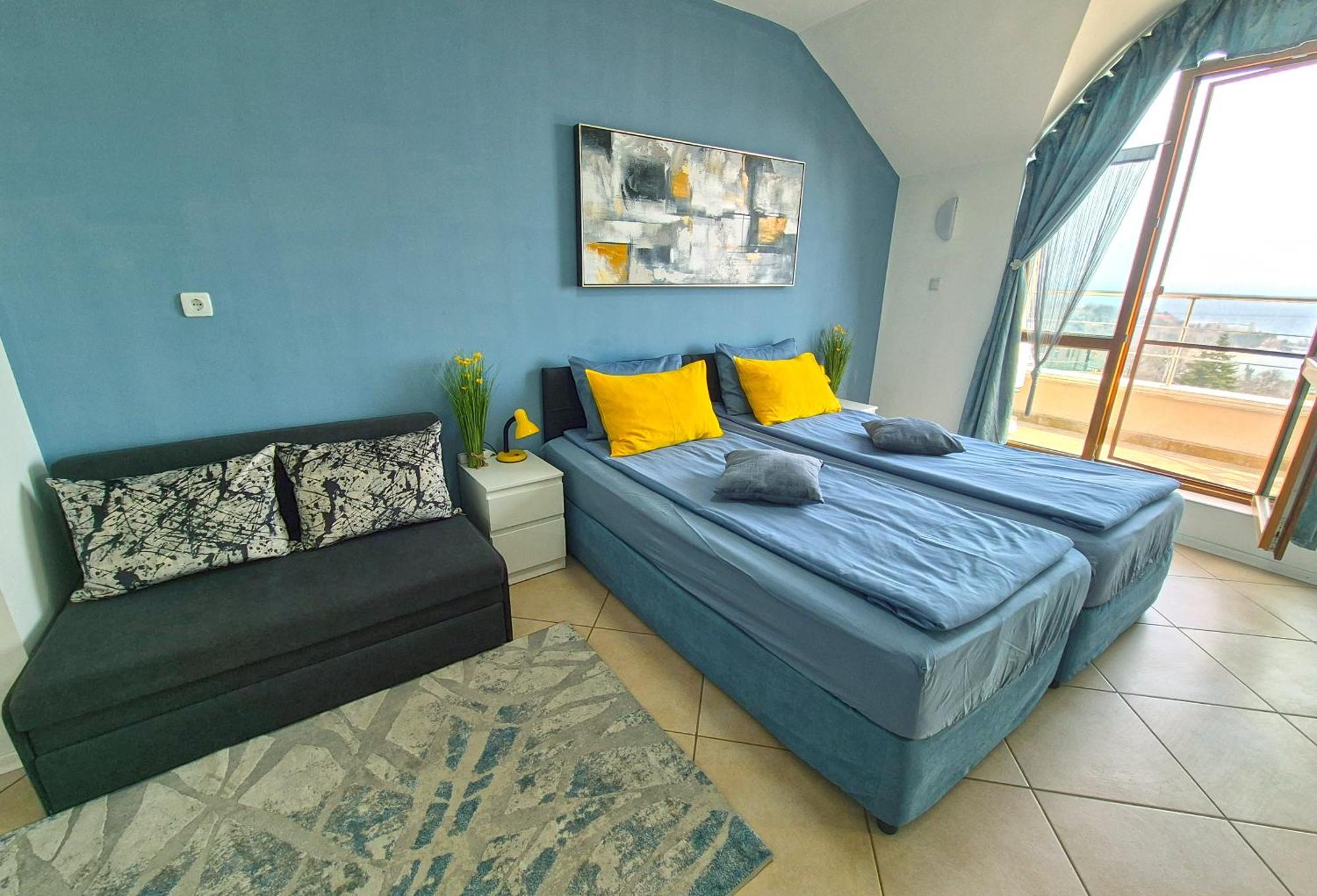 Black Sea Narcissus - Quiet Studio With Amazing Sea View Varna Eksteriør billede