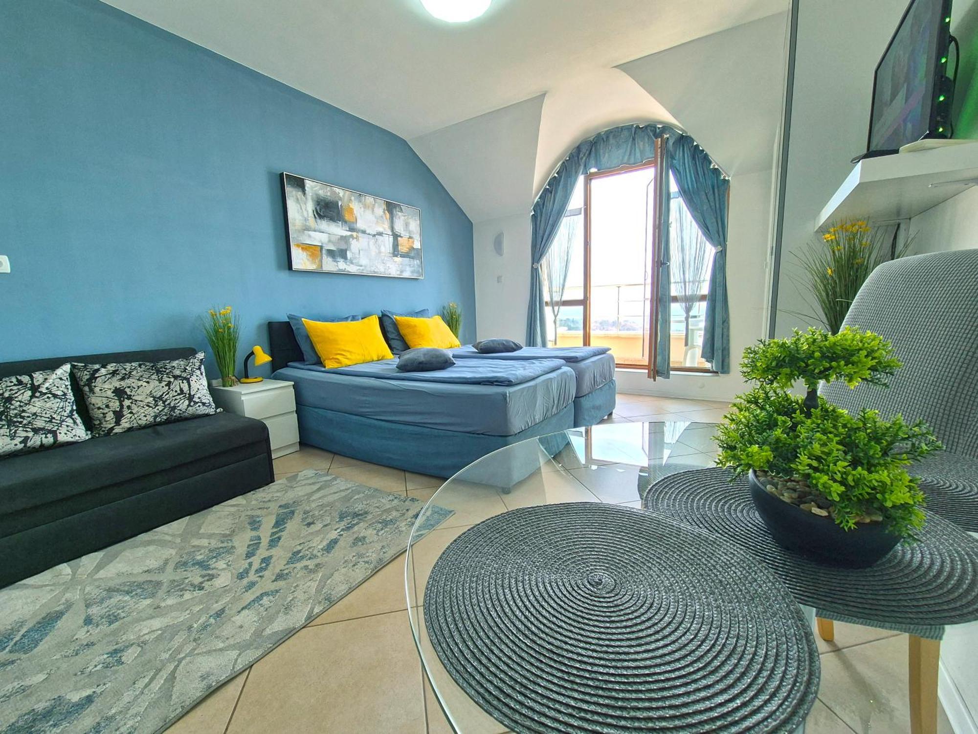 Black Sea Narcissus - Quiet Studio With Amazing Sea View Varna Eksteriør billede